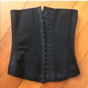 Waist gang society waist trainer